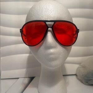 Stylish Women’s Aviator Sunglasses with Red Lenses